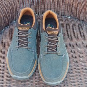 Sketchers relaxed fit shoes
